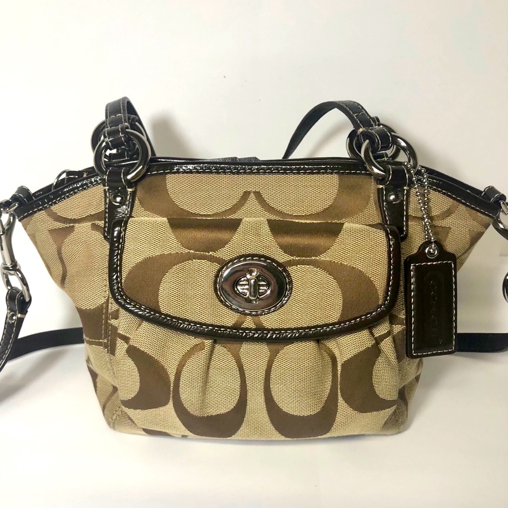 Small Coach shoulder bag